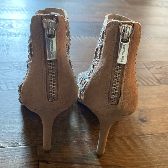 Michael Kors tan suede leather with crystals, zip up heels - Picture 4 of 5
